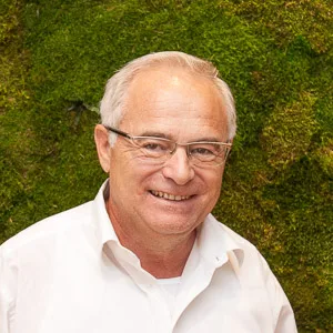 Dr. Nikolaus Klecker